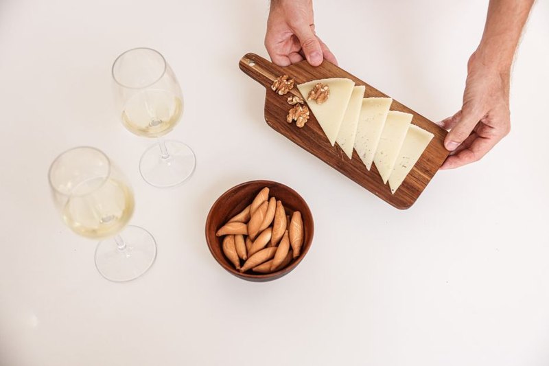 Handled Bread Board